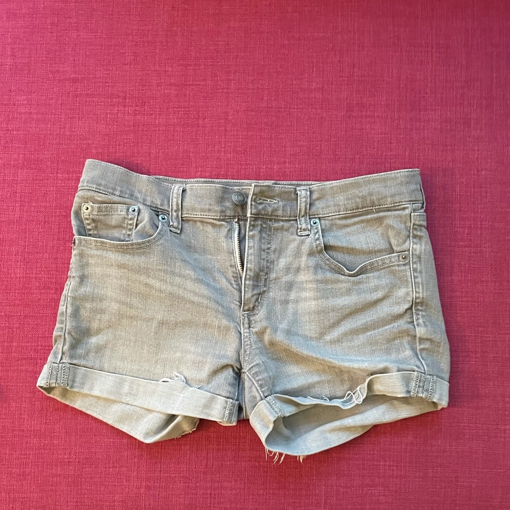 Gray Slim Jean Shorts.